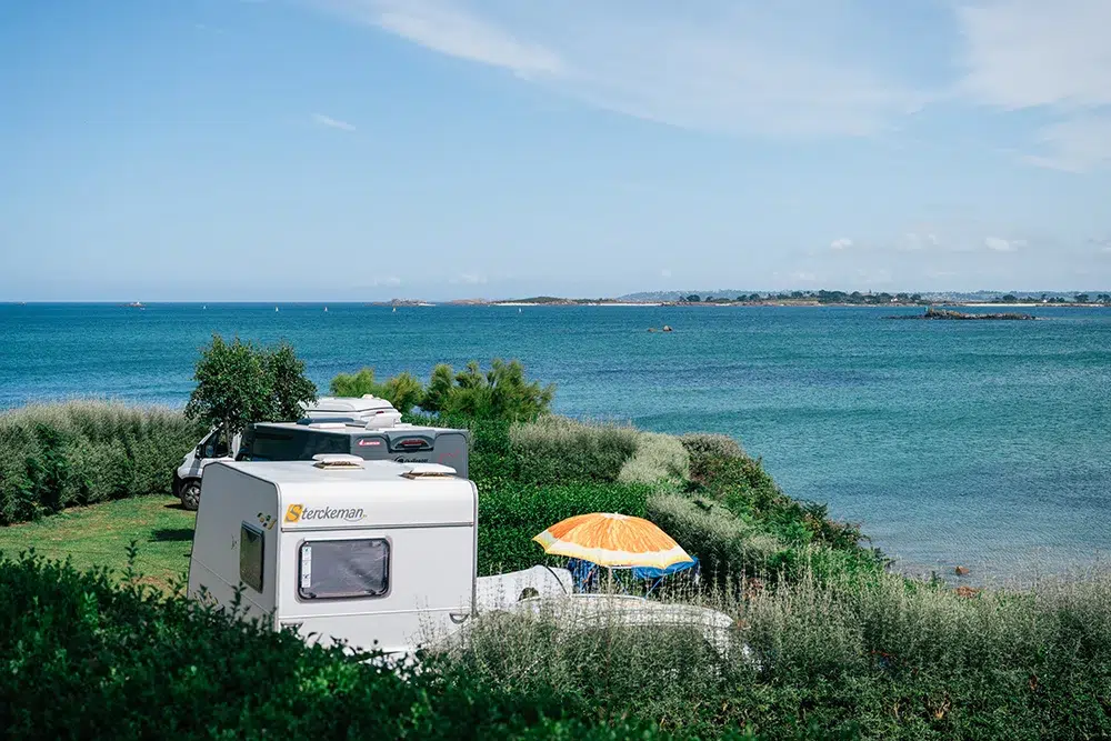 location emplacement camping dans le Finistere pres Roscoff